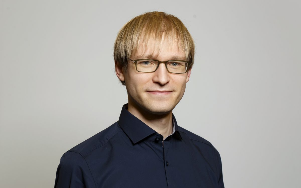 Tenure-Track-Prof. Benjamin Schäfer